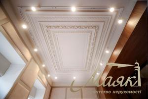 комерційна за адресою Еспланадна вул., 32