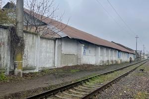комерційна за адресою Вокзальна вул., 7