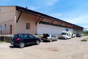 комерційна за адресою Польова вул., 8
