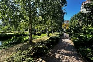 комерційна за адресою Байди-Вишневецького вул. (Осиповського), 1