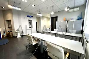 комерційна за адресою Микільсько-Ботанічна вул., 3