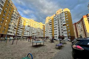 квартира по адресу Червоной Калины просп., 58