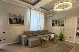 будинок за адресою Ореховая алея, 12