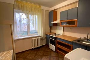квартира за адресою Автозаводська вул., 25