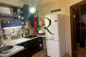 квартира за адресою Комарова, 38