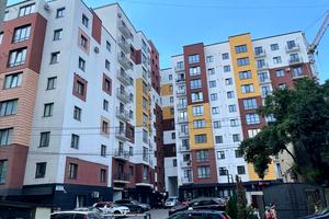 паркомісце за адресою Залізнична, 3
