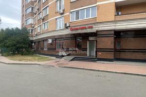 комерційна за адресою Машинобудівників вул., 51