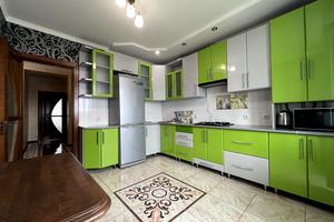 квартира за адресою Хіміків вул., 21а