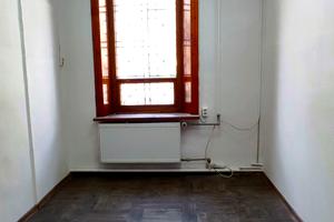 комерційна за адресою Володимира Винниченка вул. (Куйбишева), 6