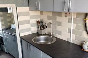 квартира за адресою Космонавтів вул., 20
