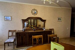 квартира за адресою Алана Шепарда вул. (Суворова), 10