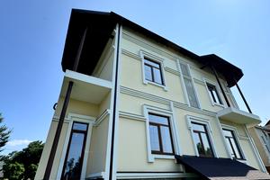 комерційна за адресою Ялинковий пров., 10