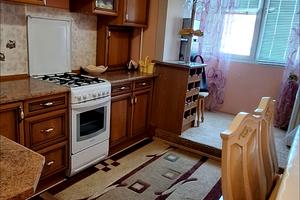 квартира за адресою Івана Миколайчука вул., 12