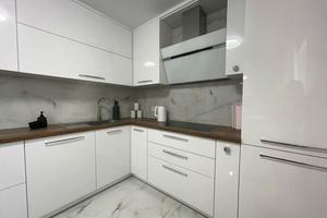 квартира за адресою Злуки просп., 45-Б