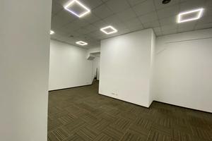 комерційна за адресою Охтирський пров., 7