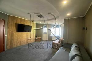квартира за адресою Теплична вул., 42