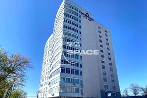 комерційна за адресою Ушинського вул., 40
