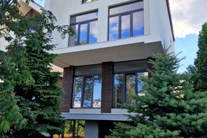 будинок за адресою Андрея Шептицького вул.