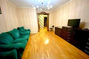 квартира за адресою Арсенія Тарковського вул. (Володарського), 68