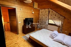 будинок за адресою Київська вул., 8