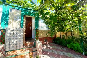 будинок за адресою Саксаганського вул., 1