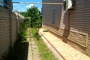 будинок за адресою с. Корсунці, Радісна, 7