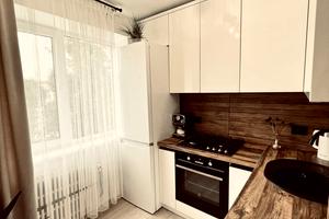 квартира за адресою Степана Бандери просп., 86