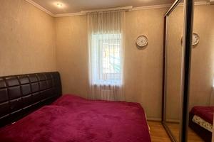 будинок за адресою Руставелі вул.