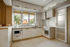 будинок за адресою Кукурудзяна вул., 13