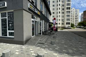комерційна за адресою Шевченка вул., 6