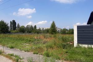 участок по адресу Травнева, 43
