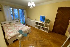 квартира по адресу Метростроевская ул., 4