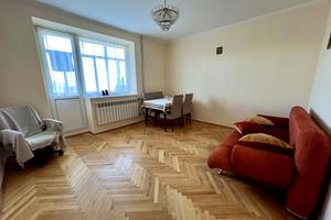 квартира за адресою Джорджа Вашингтона вул. (Батальна), 7а