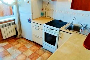 квартира за адресою Зиновія Матли вул. (Дементьєва), 8