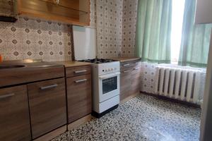квартира за адресою проспект Героїв, 4