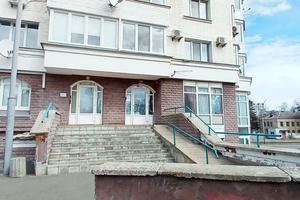 комерційна за адресою Автозаводська вул., 99/4