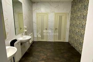 комерційна за адресою Автозаводська вул., 54