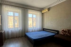 квартира за адресою Богдана Хмельницького вул., 25
