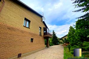 дом по адресу переможників, 6