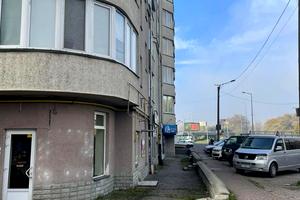 комерційна за адресою Надрічна вул., 2
