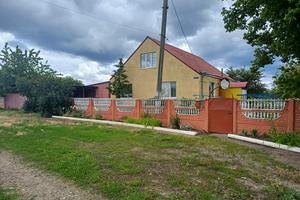 дом по адресу пгт. Новопокровка, Сонячна