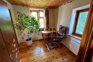 будинок за адресою 126-та Садова вул., 31