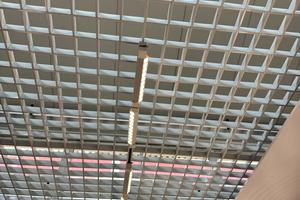 комерційна за адресою Панаса Мирного вул., 2