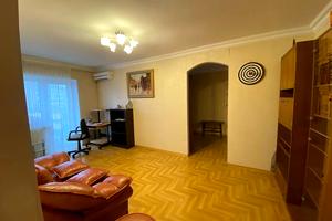 квартира за адресою Леоніда Каденюка просп. (Юрія Гагаріна), 20-А