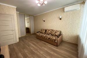 квартира за адресою Михайла Омеляновича-Павленка вул. (Суворова), 13