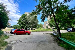 квартира за адресою Олександра Довженка вул., 18/2