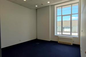 комерційна за адресою Миколи Грінченка вул., 4В