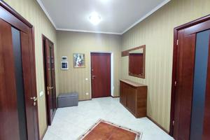 квартира за адресою Середньофонтанська вул., 19-А
