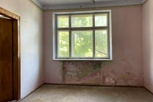 комерційна за адресою вул. Центральна, 303