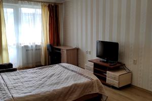квартира за адресою Валентинівська вул. (Блюхера), 132в